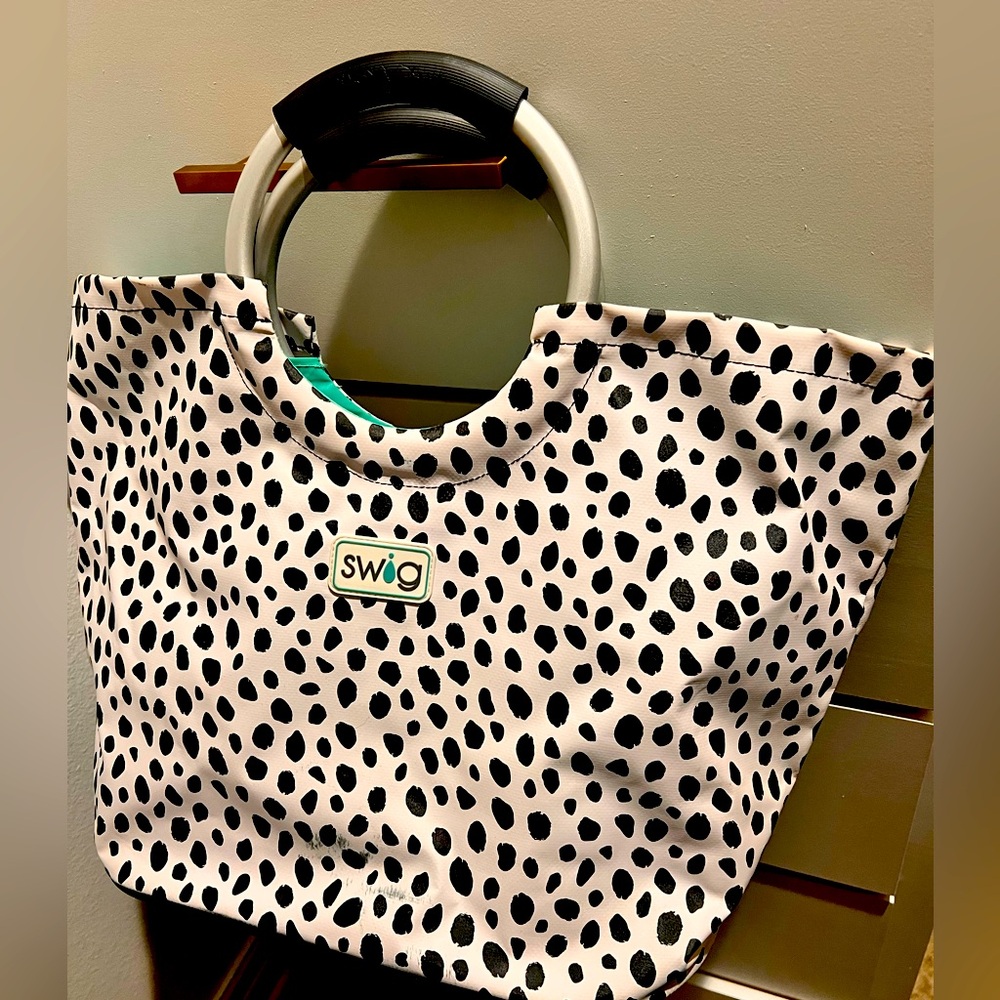 Swig tote